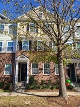 Building Photo - 16728 Summers Walk Blvd