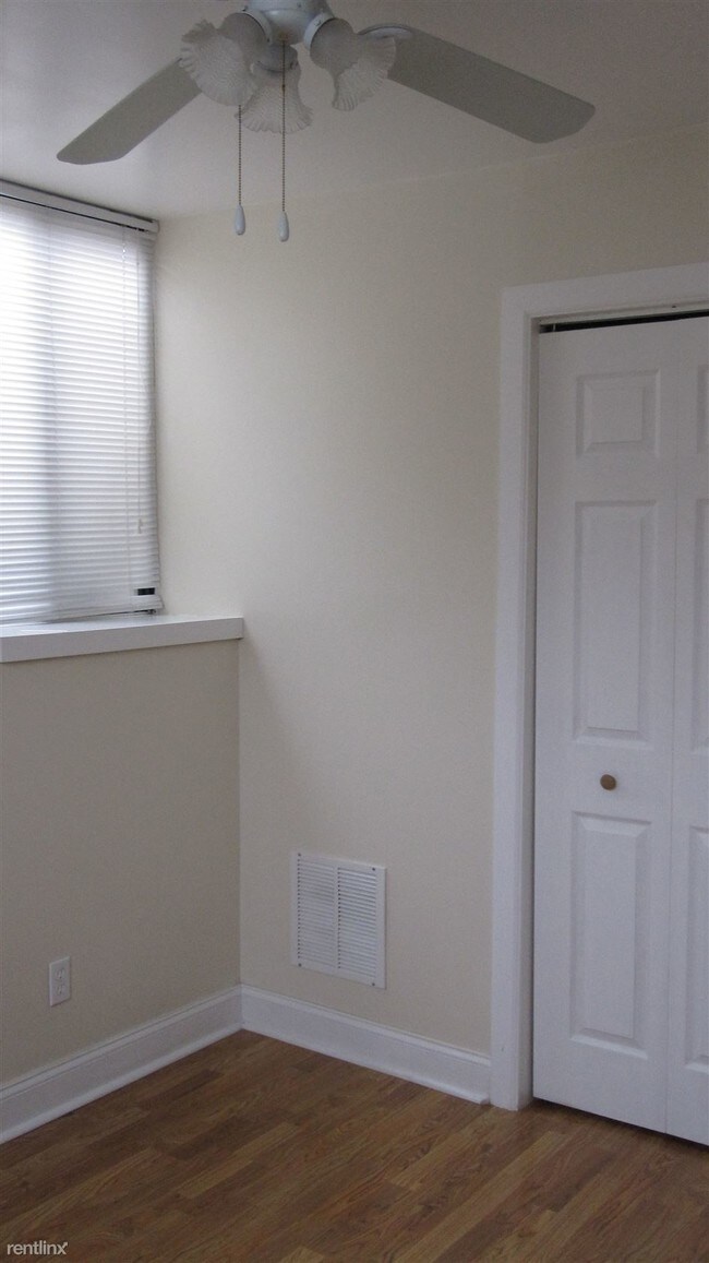 Building Photo - 1 br, 1 bath Apartment - 108 Newburn Dr Apt 1