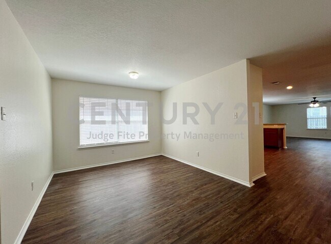 Foto del edificio - Recently Updated 3/2/2 Home Located in Northwest ISD For Rent!