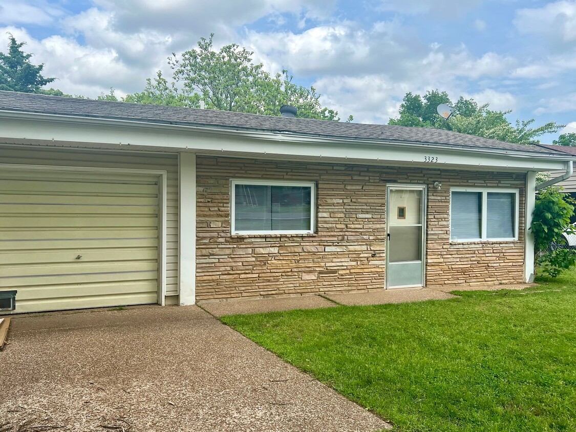 Primary Photo - 3323 Gary St