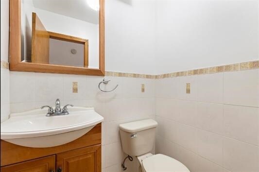 Foto del edificio - 6209-6215 Boulevard East-