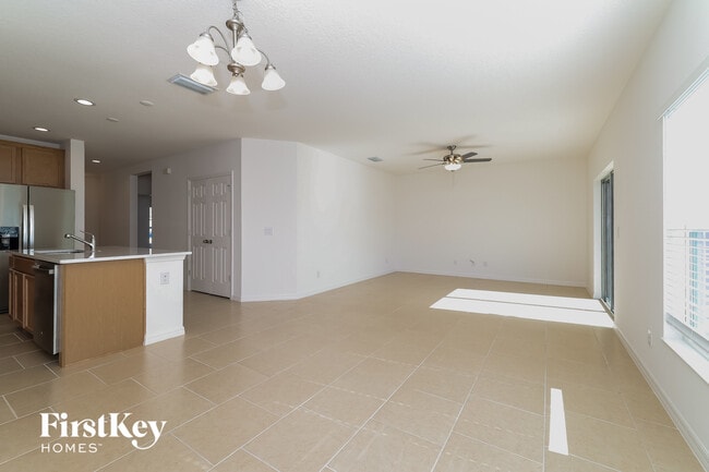 Building Photo - 705 Fiddlesticks Dr
