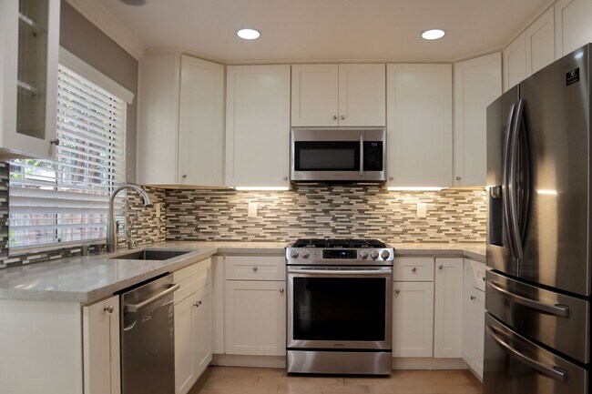 Building Photo - Lovely 3-bedroom home for rent in Fremont!...