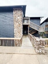 Building Photo - 203 Stearns Point
