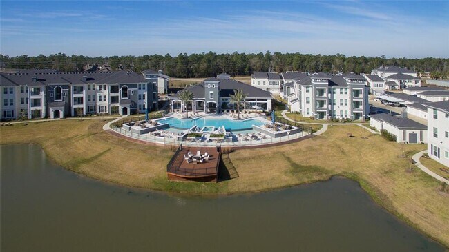Foto del edificio - 16848 W Lake Houston Pkwy