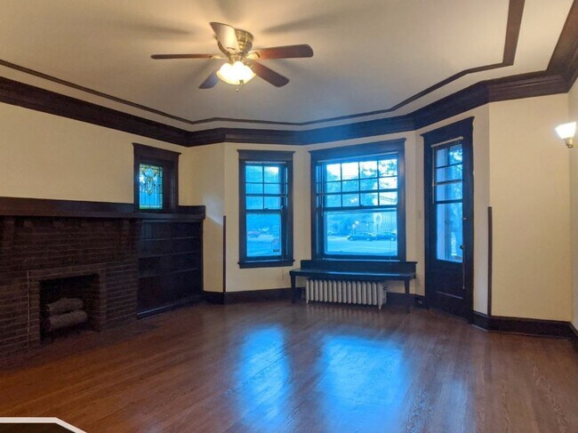 Foto del edificio - 2825 W Logan Blvd
