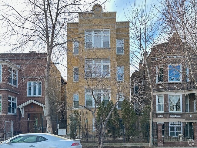 Building Photo - 1042 N Kedzie Ave