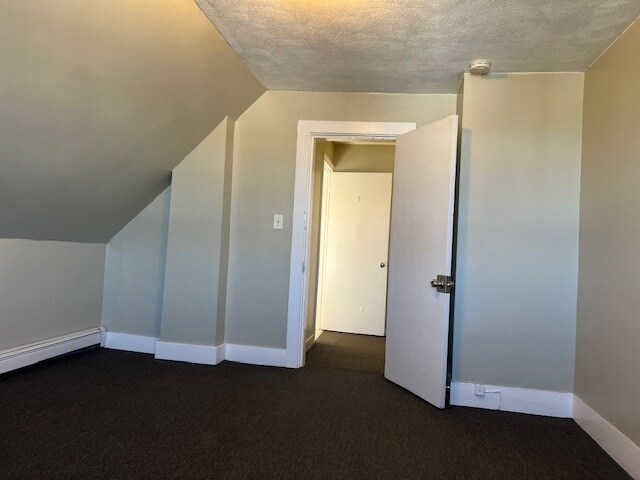 L-room - 192 Webster Ave