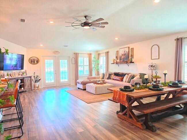 Foto del edificio - 11189 Buckner Ln
