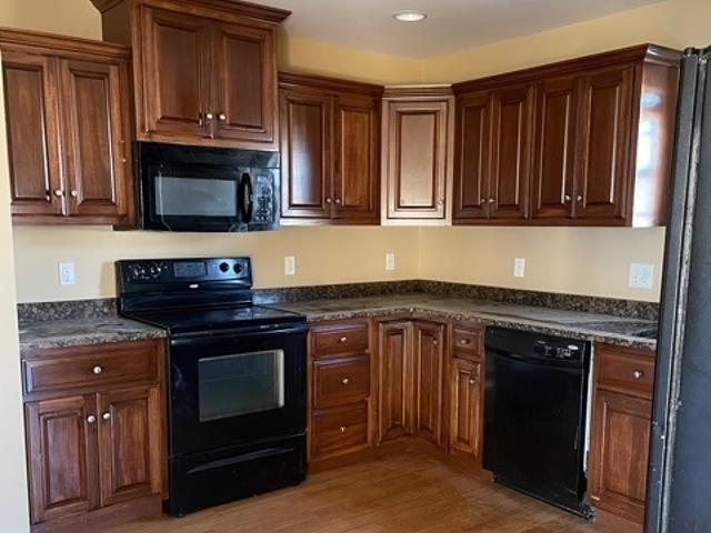 Foto del edificio - 904 Kristen Ct