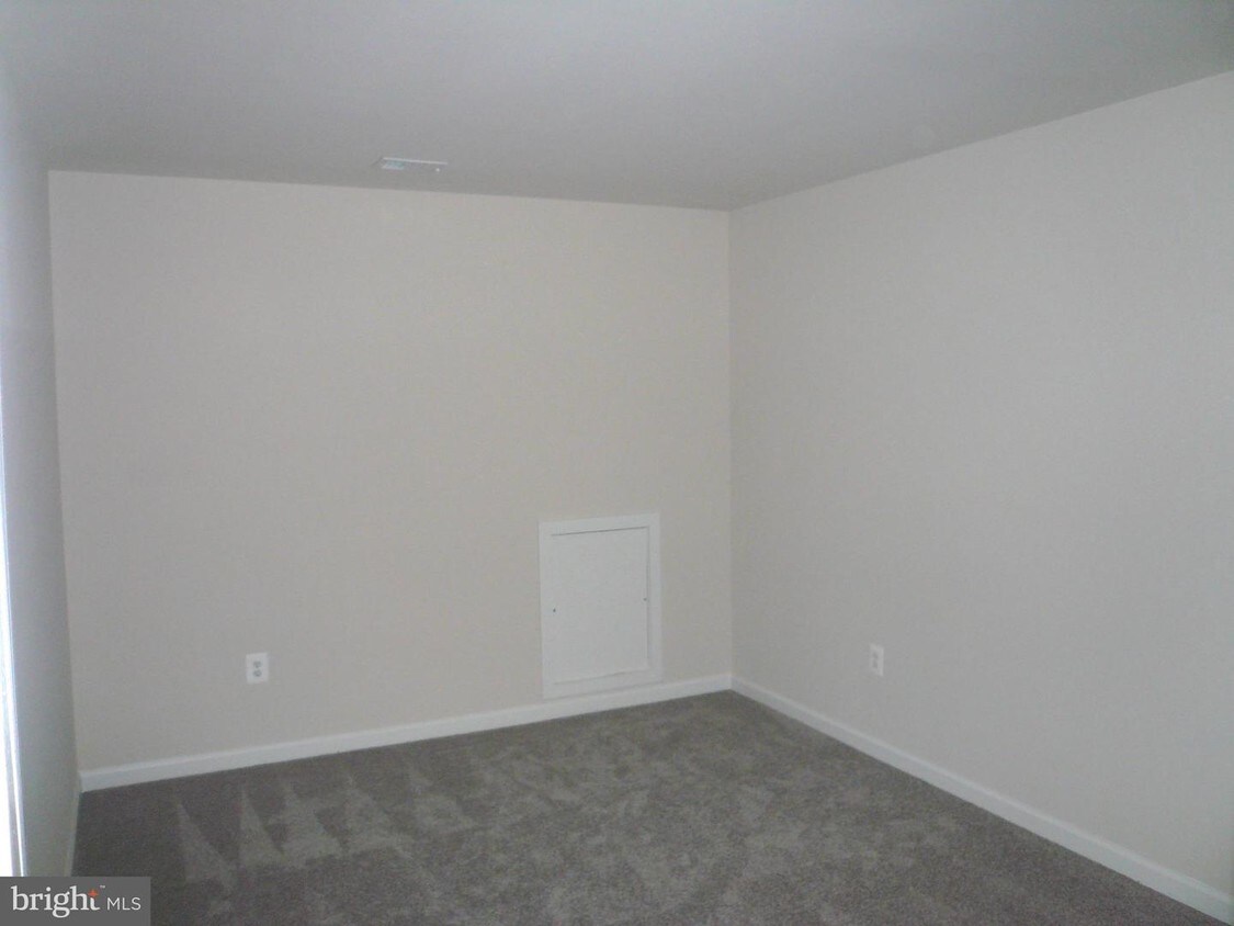 Primary Photo - 1453 Catbriar Way