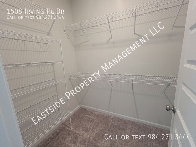 Foto del edificio - 1508 Irving Hl Dr