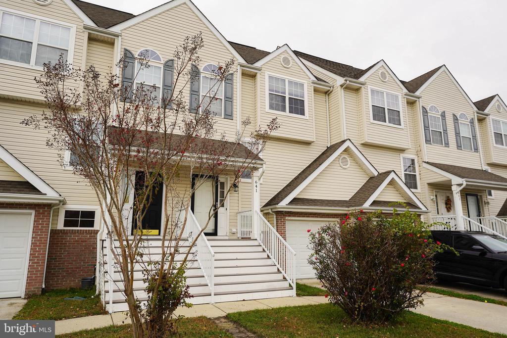 Primary Photo - 641 Rosemary Dr