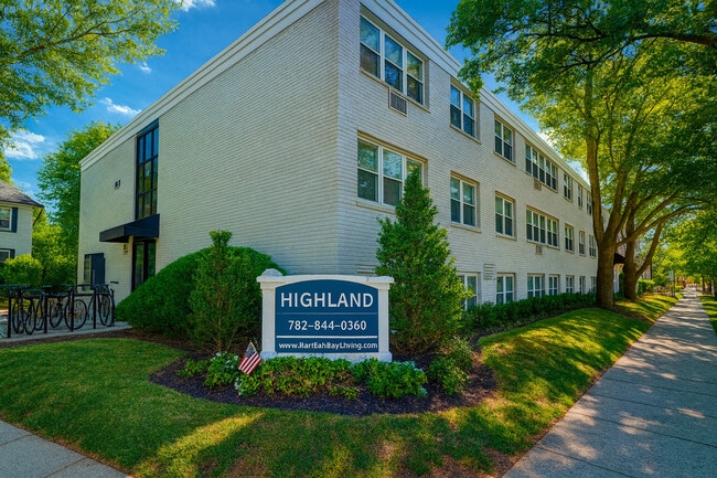 Foto del edificio - The Highland Collection