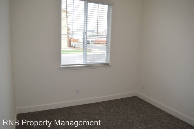 Foto del edificio - 4 br, 3 bath House - 4056 Trinity Alps Way