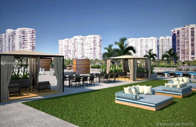 Building Photo - 18011 Biscayne Blvd