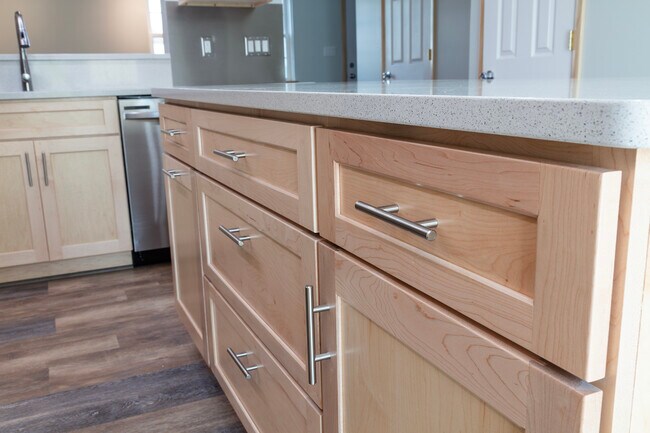 Building Photo - 171 Governors Park Rd