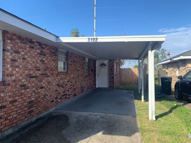 Foto del edificio - 3100 Pakenham Dr