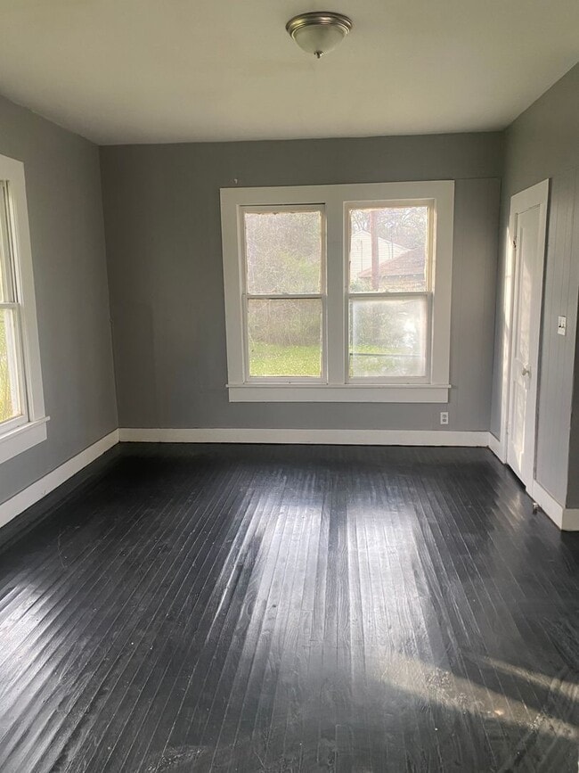 Foto del edificio - 2222 Carleton St