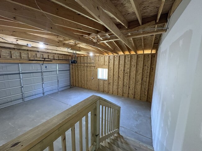 Building Photo - 5046 W Sawgrass Dr