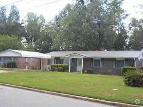 Building Photo - 6328 Luna Dr
