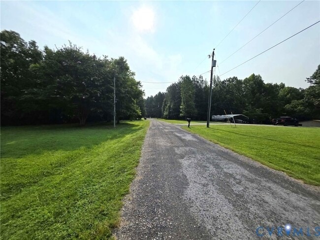 Building Photo - 21500 Runaround Ln