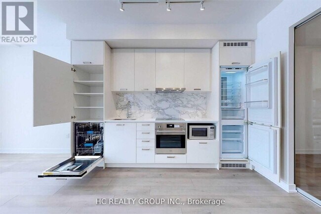 Photo du bâtiment - 10 Honeycrisp Cres