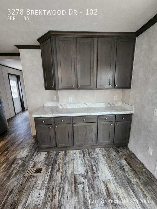 Foto del edificio - 3278 Brentwood Dr