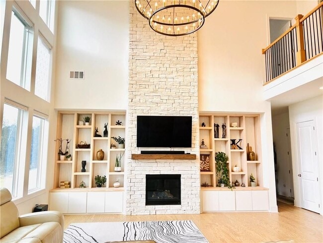 Foto del edificio - 6570 Pond Vw Dr