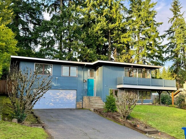 Photo - Spacious Cherry Crest Home with Exceptional Natural Light & Privacy