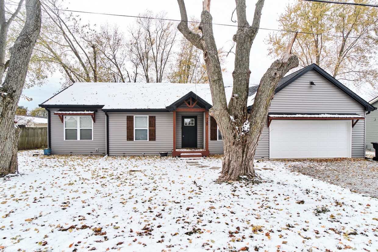 Primary Photo - 730 N East St