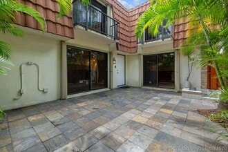 Building Photo - 1840 San Juan Dr