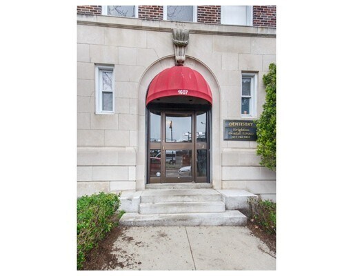 Foto del edificio - 1607 Commonwealth Ave