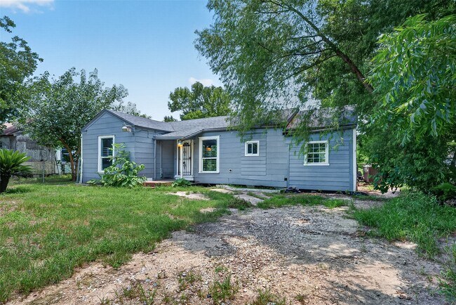 Foto del edificio - 4118 Sunflower St