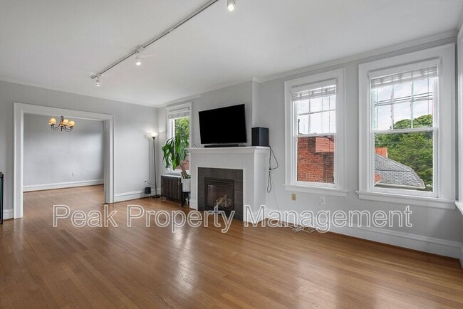 Building Photo - 4 N Colonial Ave