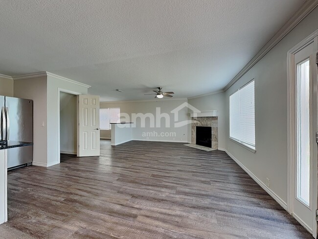 Foto del edificio - 19722 Twin Canyon Ct