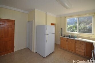 Building Photo - 2260 Waiomao Rd