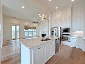 Building Photo - 10756 Preservation Wy