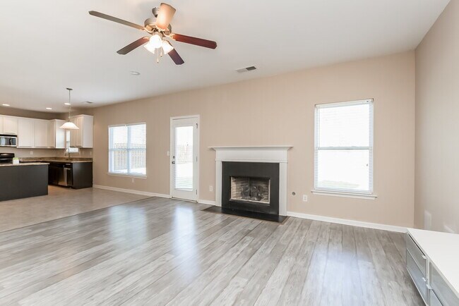 Building Photo - 4455 Ambassador Way