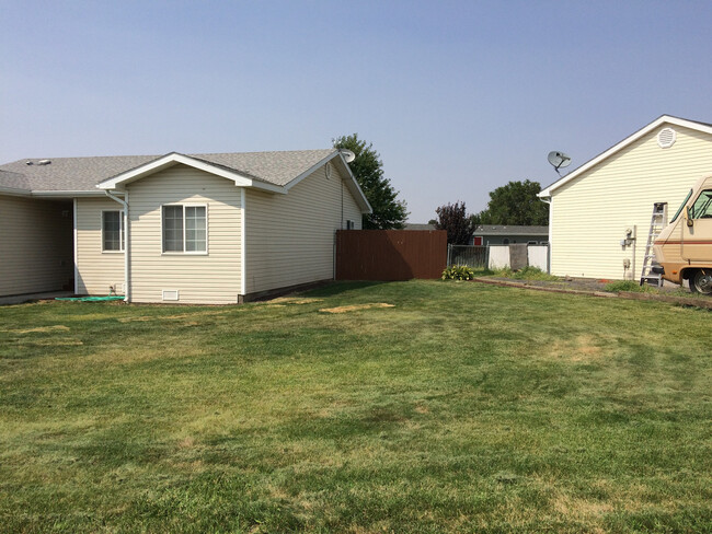 Building Photo - Ephrata Home for Rent!!