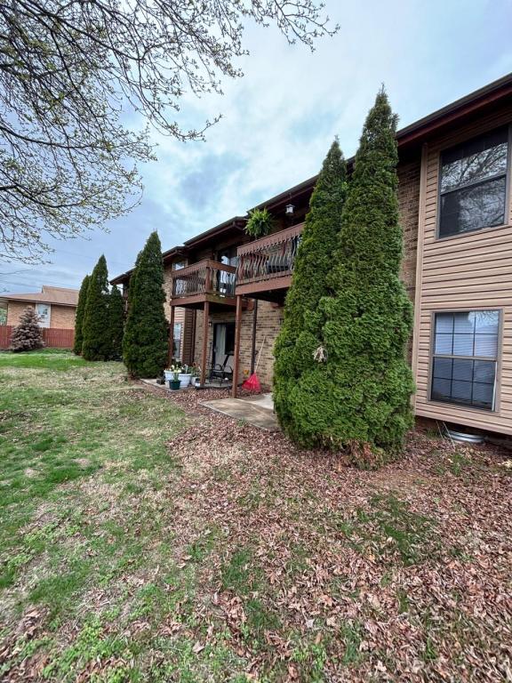 Foto del edificio - 122 Fairway Ave