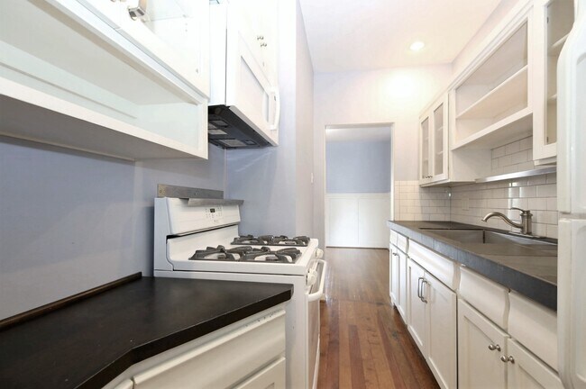 Foto del edificio - 1223 W Gray St