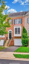 Building Photo - 2507 Oak Tree Ln