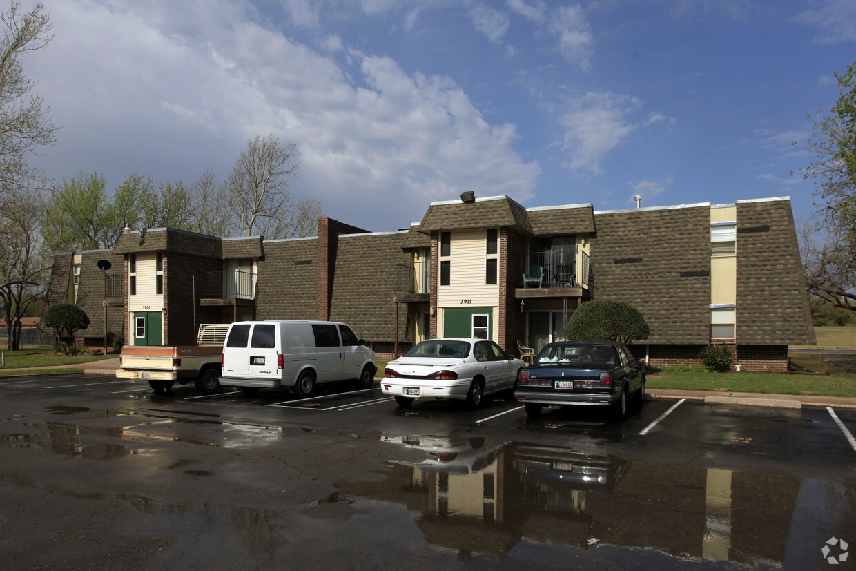 Building Photo - Bethany Place Apartments