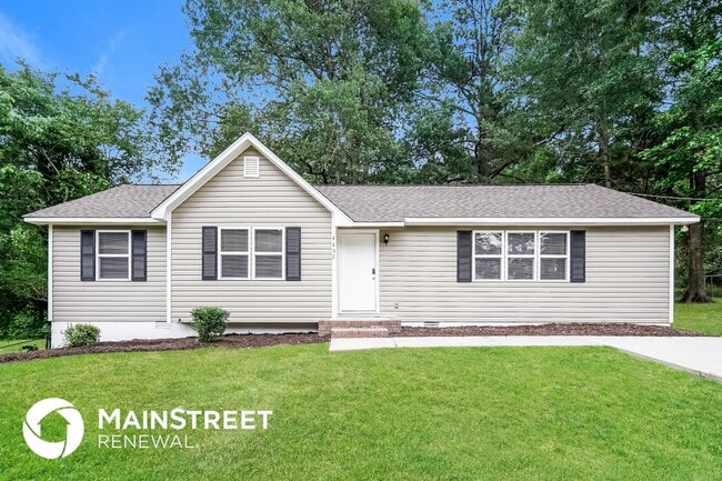 Building Photo - 4852 Shady View Dr