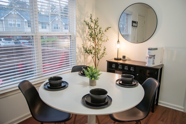 Foto del edificio - University Suites Student Housing