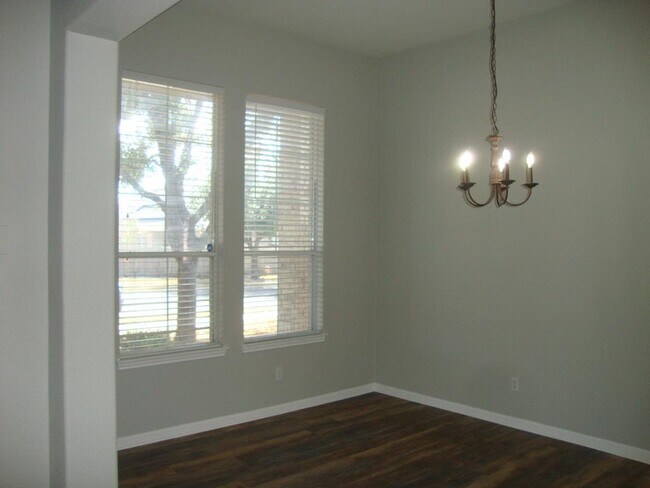 Foto del edificio - 914 Mesquite Hollow Pl