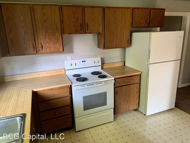 Building Photo - 3 br, 1 bath House - 924 South Marion St