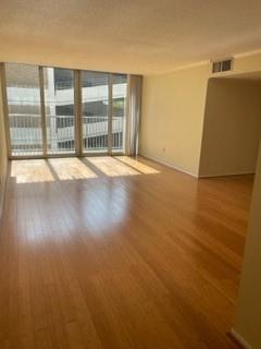 Foto del edificio - 3614 Montrose Blvd