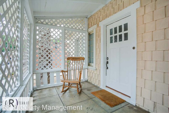 Foto del edificio - 2 br, 1 bath House - 17 Eloise St